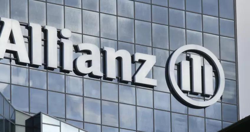   Allianz
